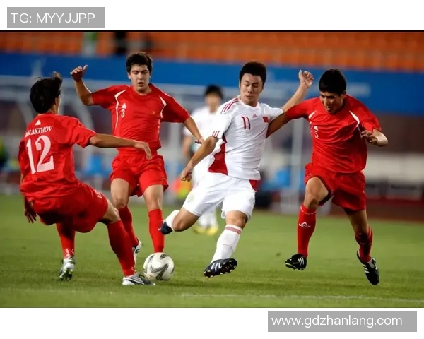 唏嘘四川足球明星的辉煌与困境：从巅峰到低谷的心路历程