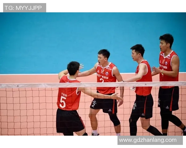 南京排球队的耐力揭秘：从训练到比赛的全景探索